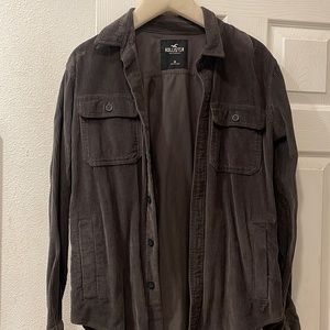 Hollister . Size M .